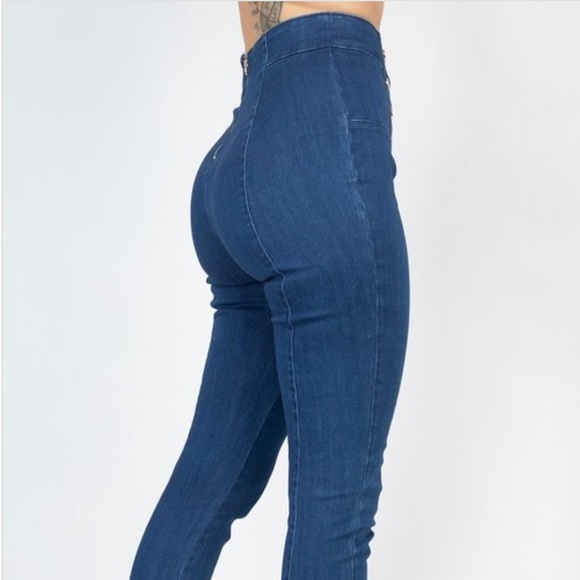 NEW FALL TRENDY DARK BLUE WASH DENIM HIGH WAIST WOMEN JEANS GOLD BUTTON DETAILS - Picture 8 of 12